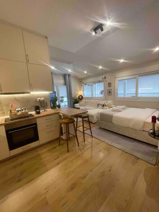 Cozy Studio Στο Κεντρο Larissa Exterior foto